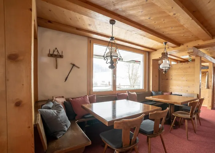 Friedegg * ويلدهاوس